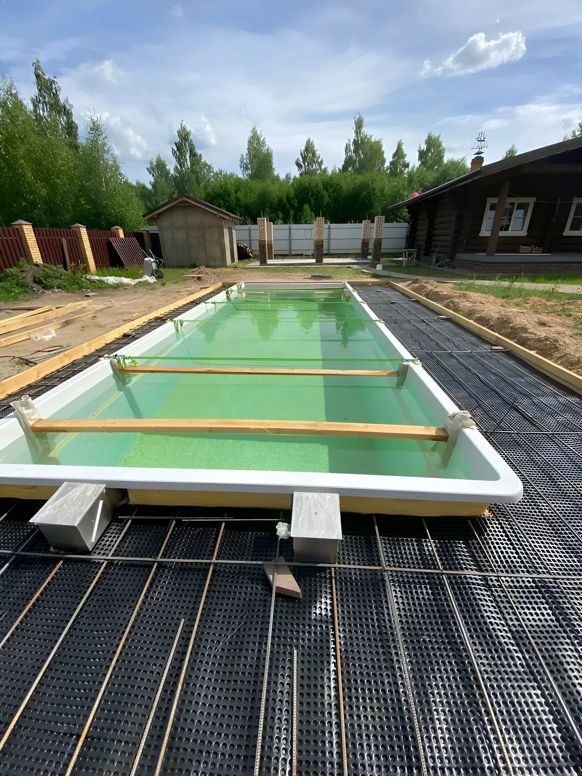 Laguna 9 — вечернее освещение в Липецке